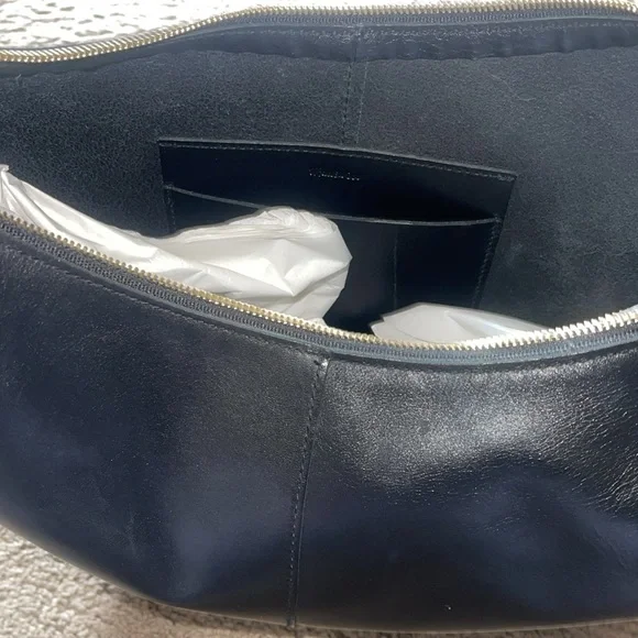 Madewell The Essential Curve Shoulder Bag - Picture 9 of 9